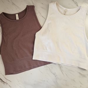 Babaton Cropped Seamless Tank 2pcs